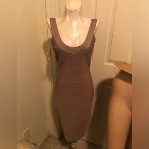 Herve Leger $1250 size M nwt mocha sleeveless